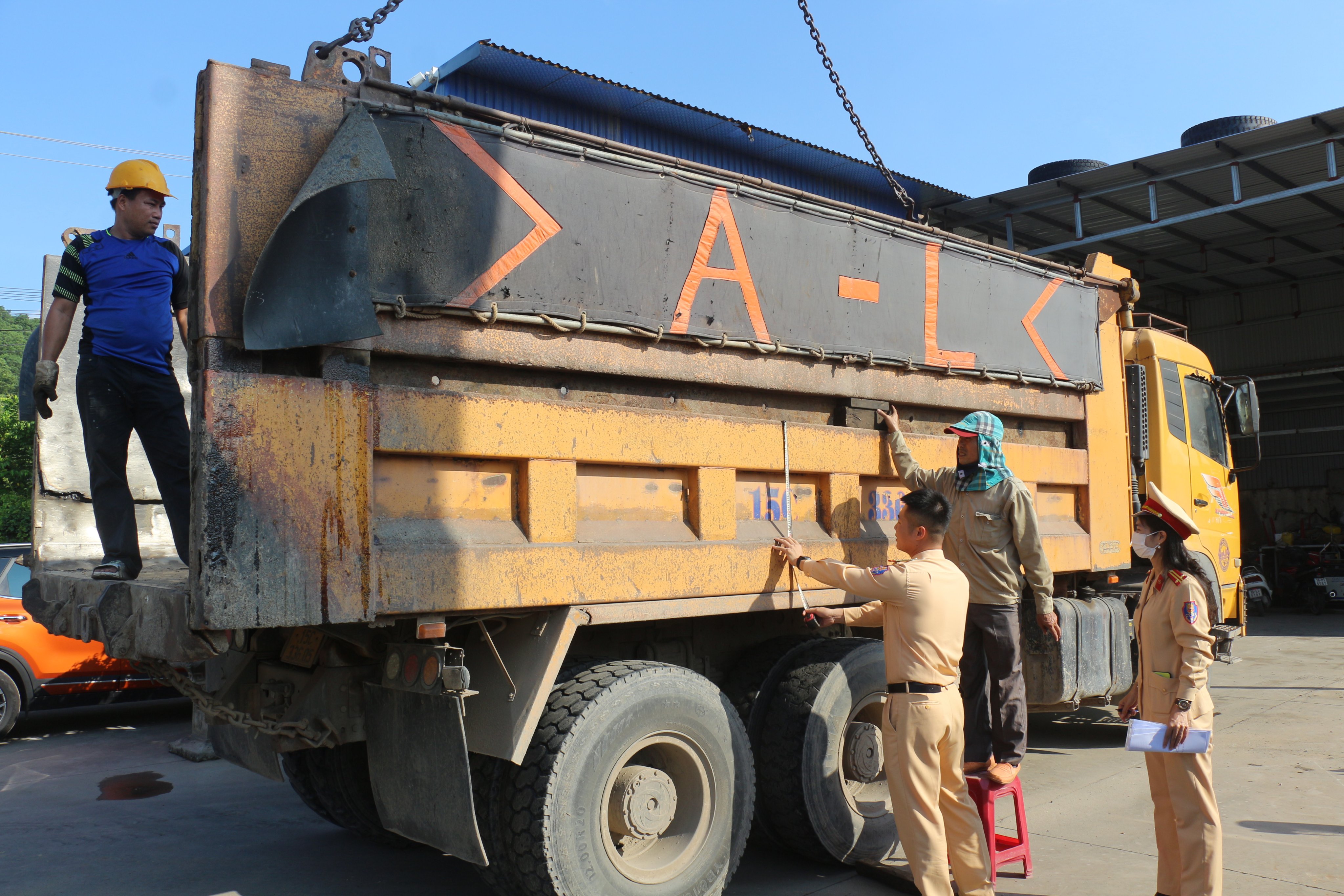Quản lý, chia sẻ, bảo đảm an toàn thông tin đăng kiểm phương tiện